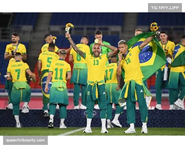 巴西右后卫位置竞争激烈 万德松伤愈回归能否锁定主力