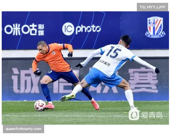 青岛海牛叶博亚两射一正一进球,本土前锋展现把握能力